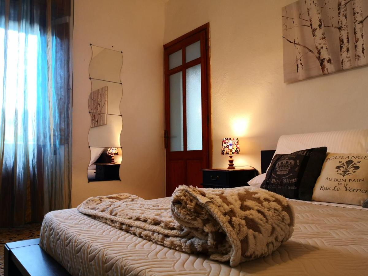 Zia Chiarina Bed and Breakfast San Nicolo Gerrei Exteriör bild