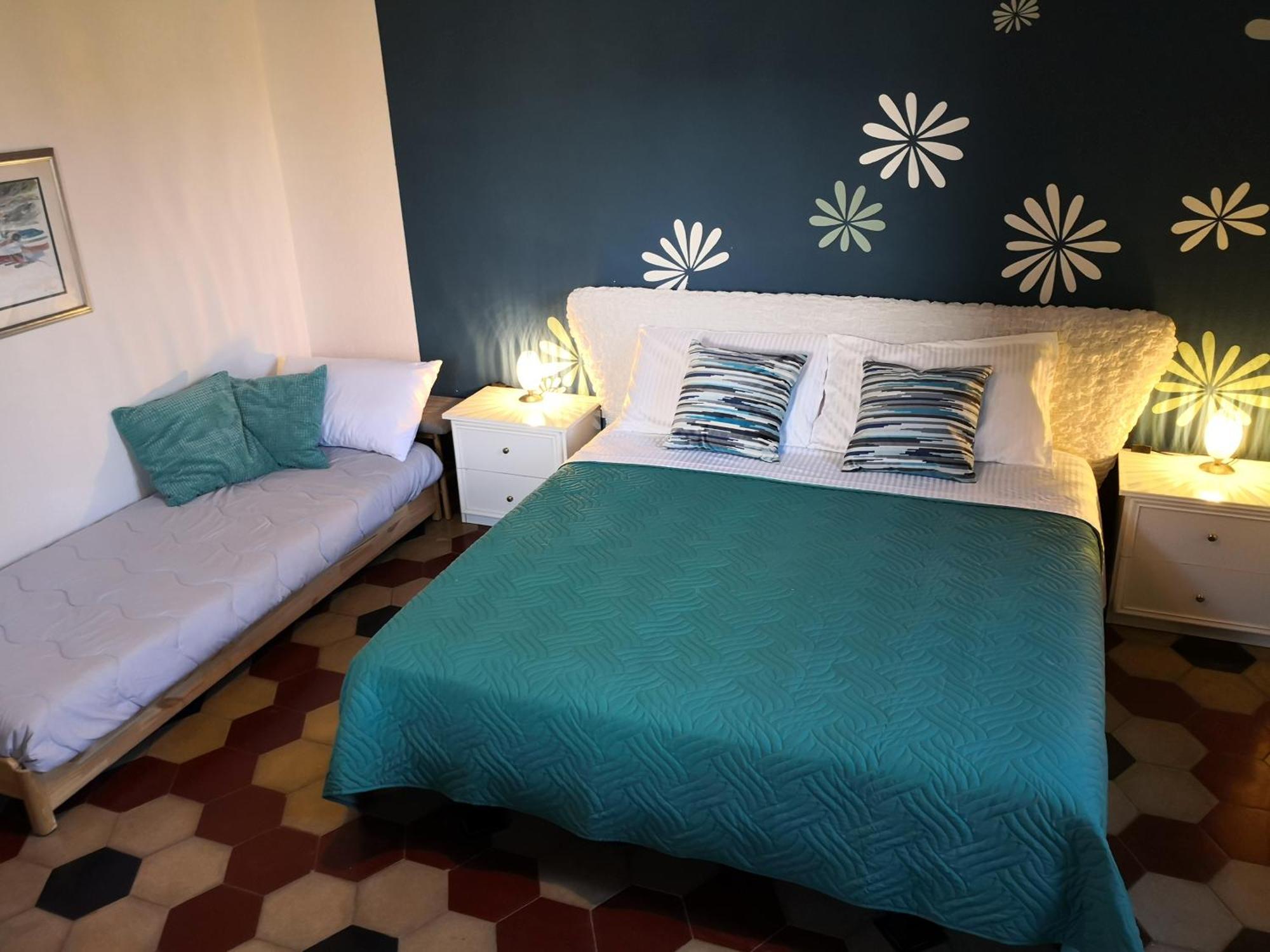 Zia Chiarina Bed and Breakfast San Nicolo Gerrei Rum bild