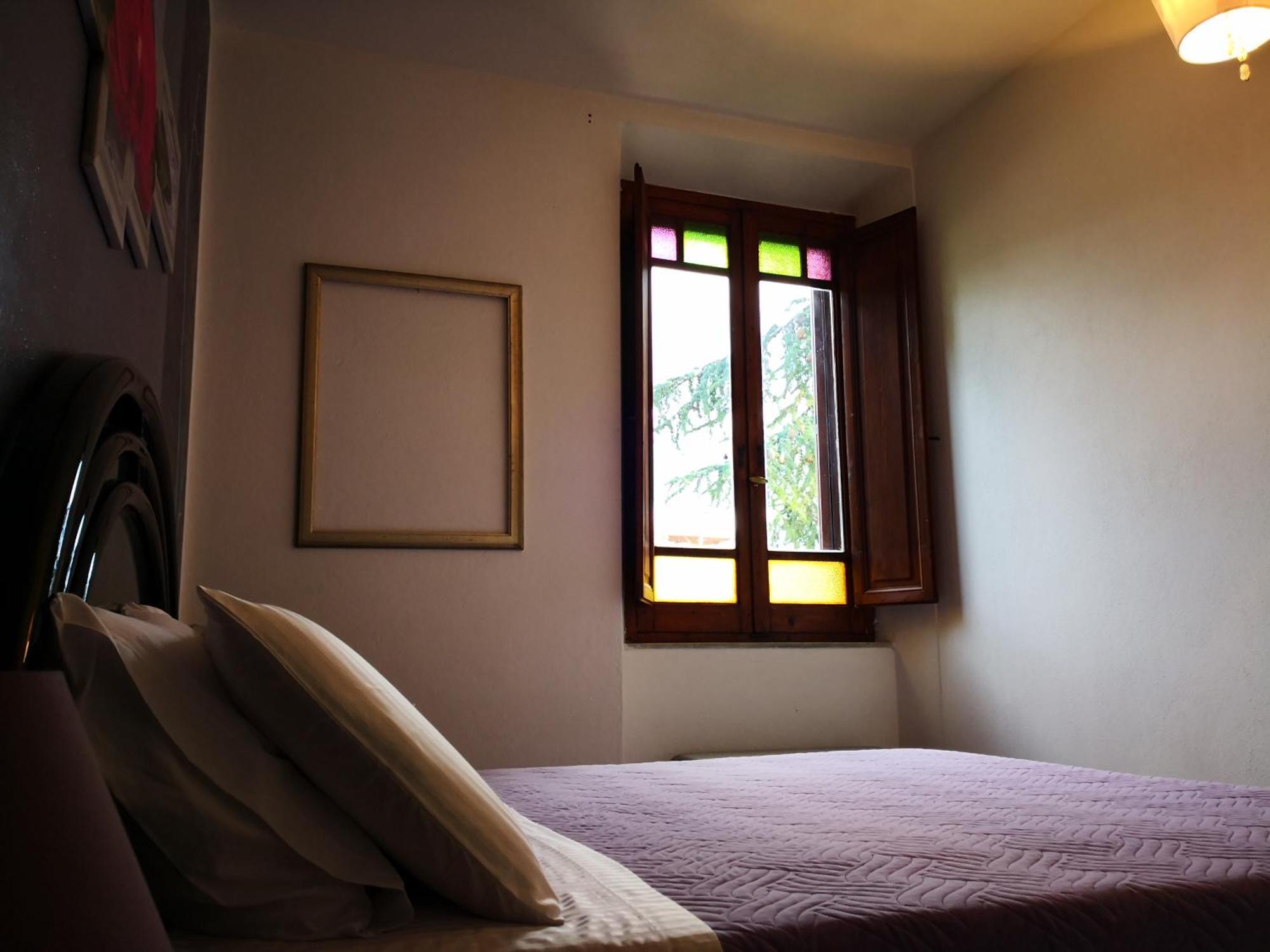 Zia Chiarina Bed and Breakfast San Nicolo Gerrei Rum bild