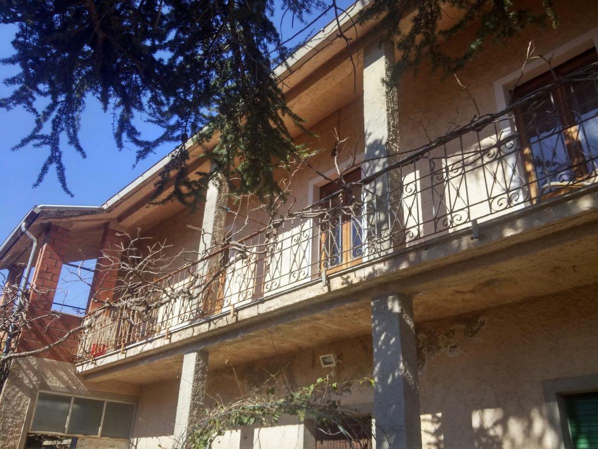 Zia Chiarina Bed and Breakfast San Nicolo Gerrei Exteriör bild